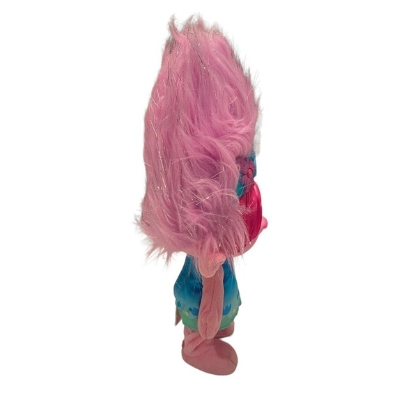 DREAMWORKS TROLLS WORLD TOUR
COLOR POPPIN' POPPY - Picture 5 of 16